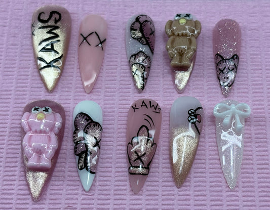 KAWS meets Cute - Limited Edition Set